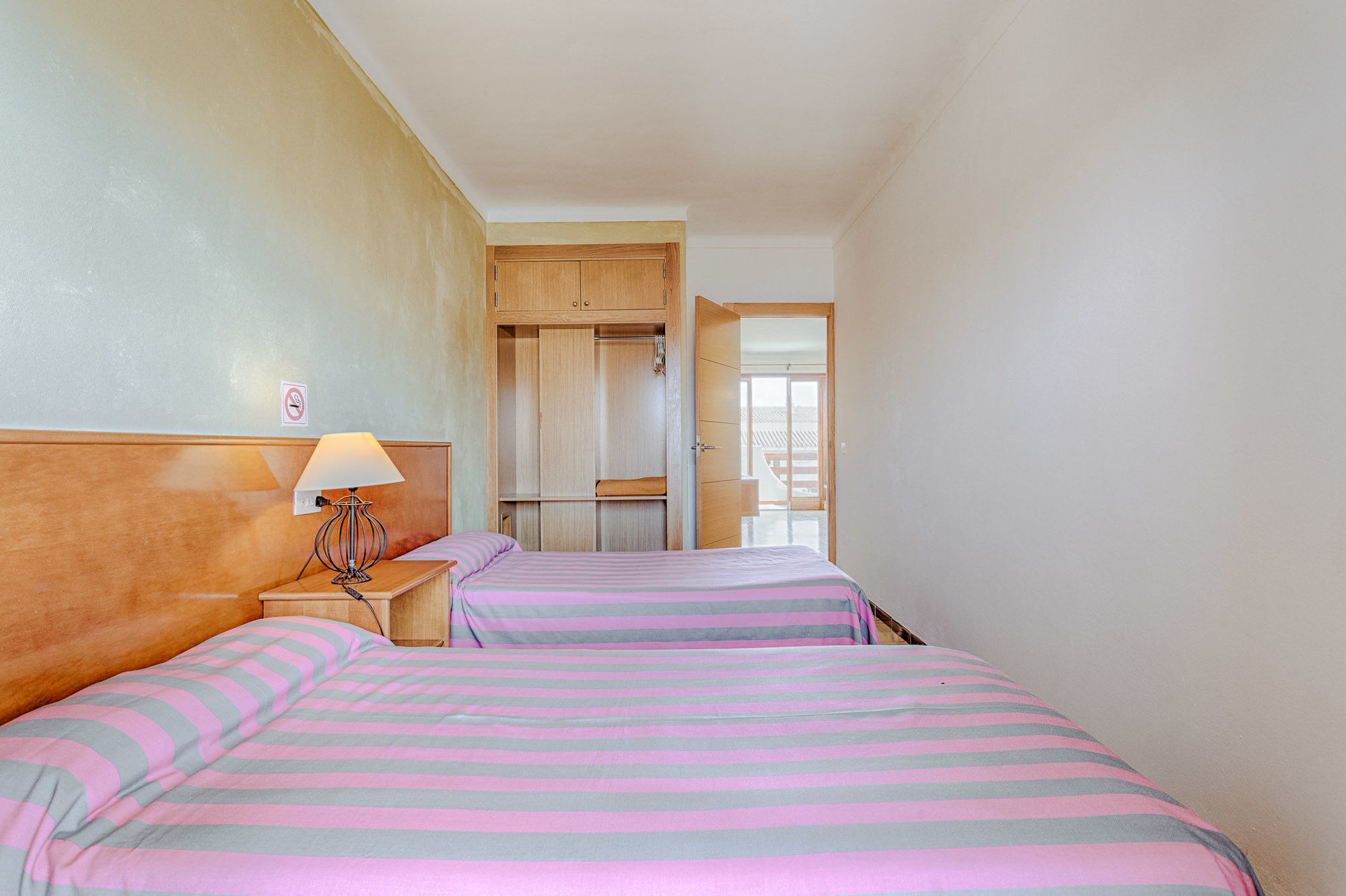 Apartamentos Estanques Colonia de Sant Jordi Dış mekan fotoğraf