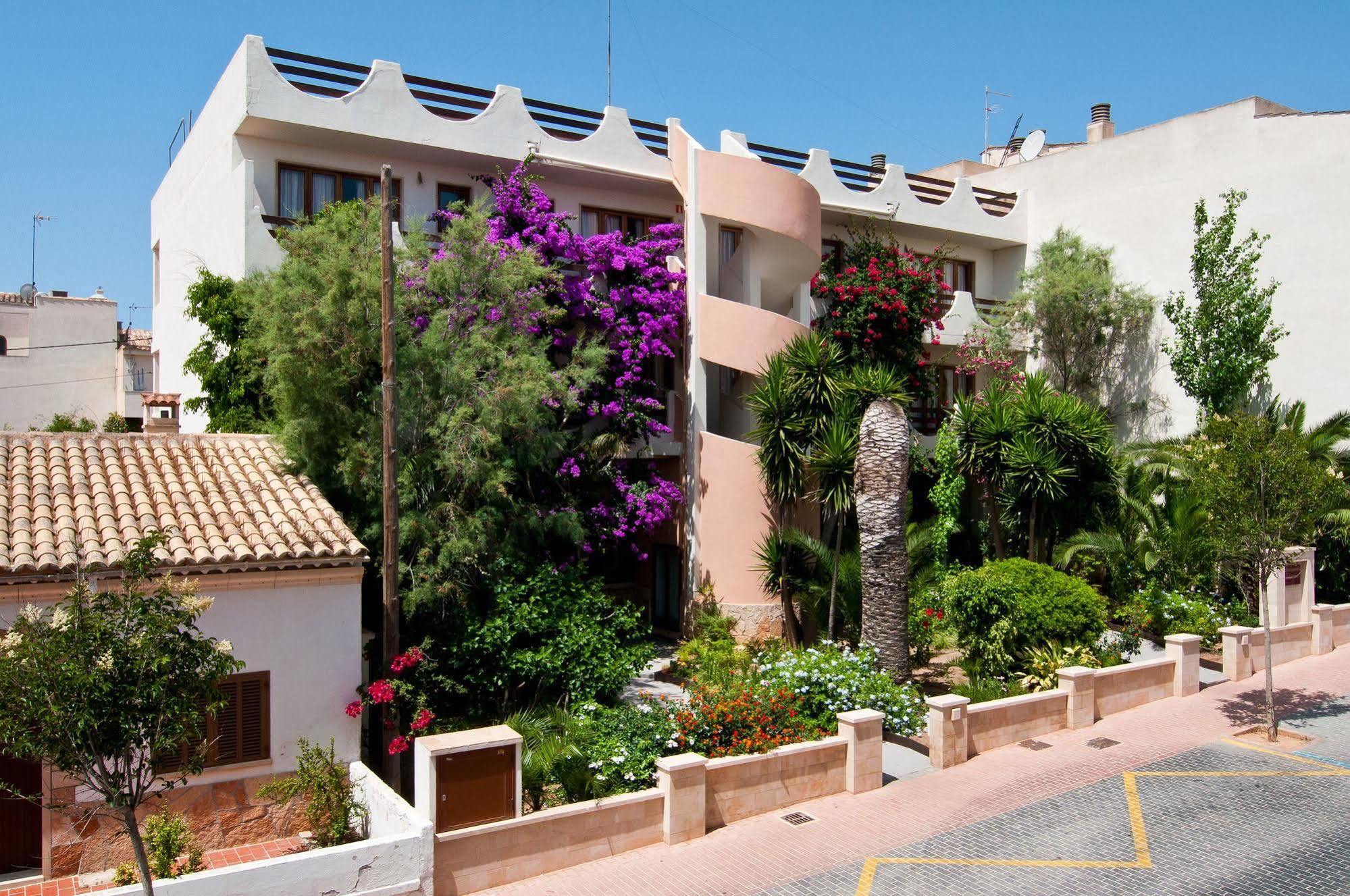 Apartamentos Estanques Colonia de Sant Jordi Dış mekan fotoğraf